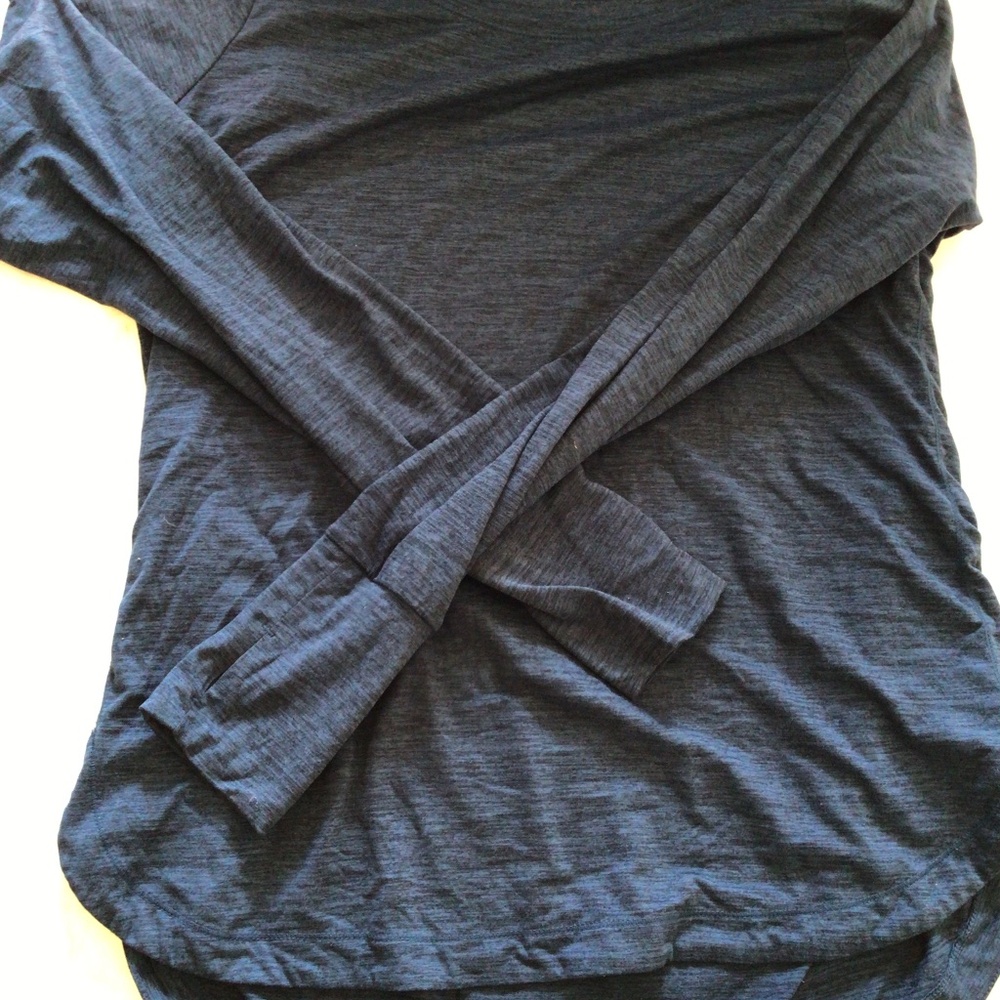 Women’s large navy blue long sleeve shirt